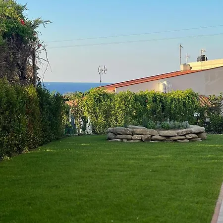 בית נופש Casa Alberto, Falcone/oliveri פאלקונה